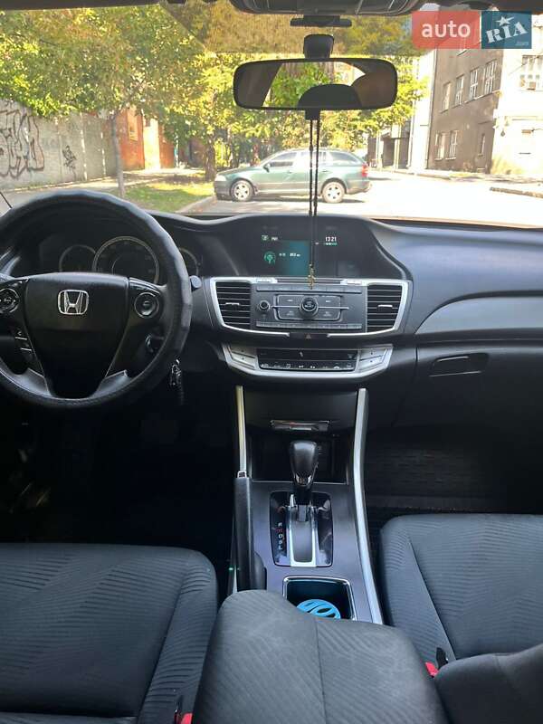 Седан Honda Accord 2014 в Харькове