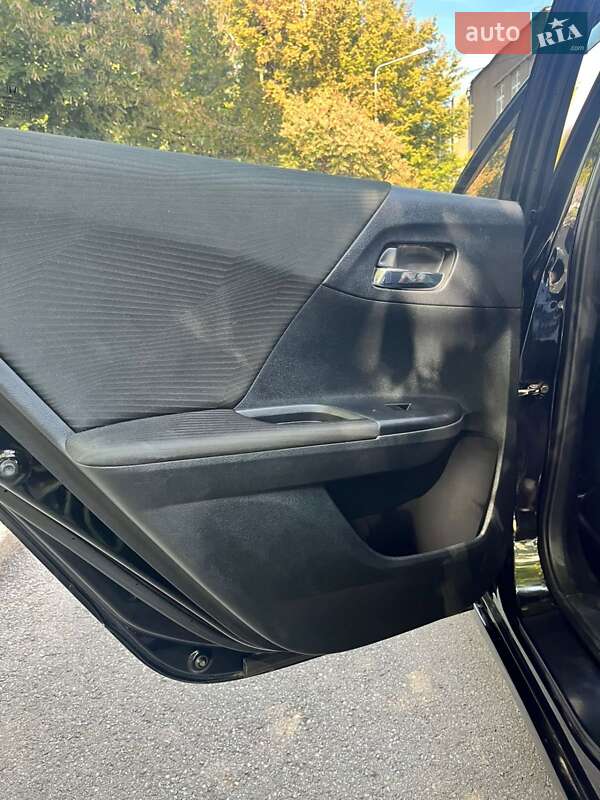 Седан Honda Accord 2014 в Харькове