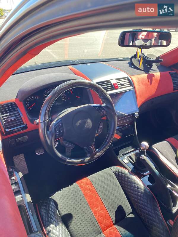 Седан Honda Accord 2006 в Киеве