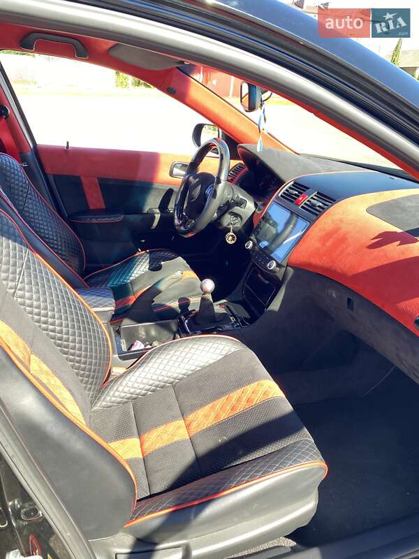 Седан Honda Accord 2006 в Киеве