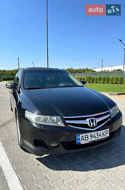 Седан Honda Accord 2006 в Виннице