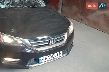 Седан Honda Accord 2014 в Києві