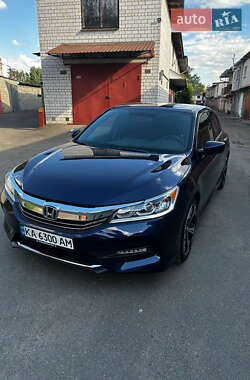 Седан Honda Accord 2016 в 