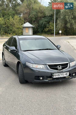 Седан Honda Accord 2005 в 