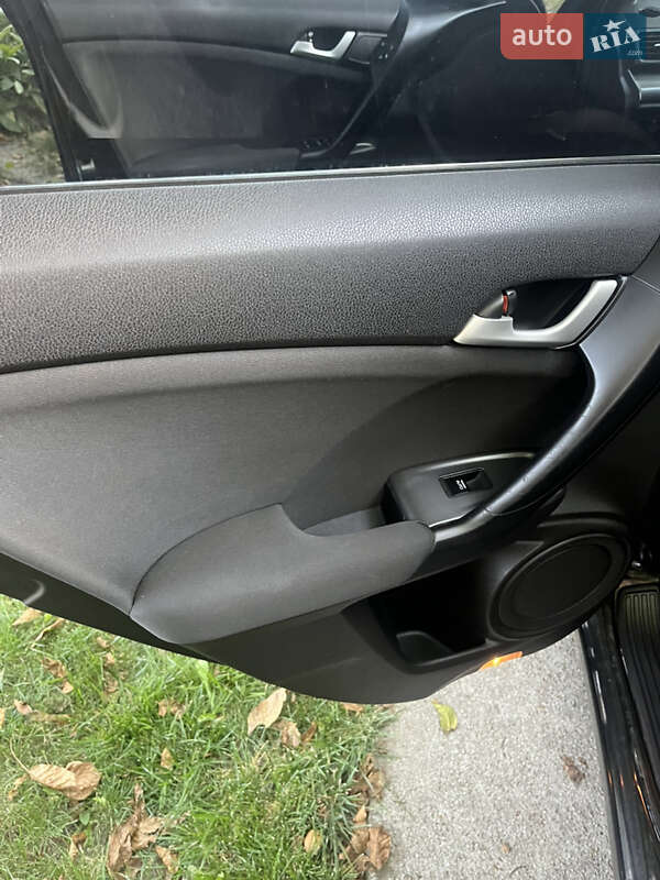 Седан Honda Accord 2011 в Білій Церкві