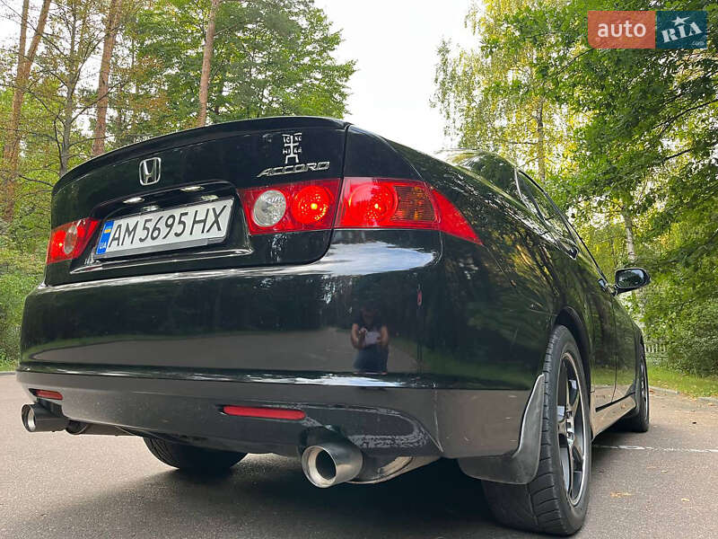 Седан Honda Accord 2006 в Житомире