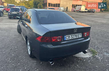 Седан Honda Accord 2005 в 