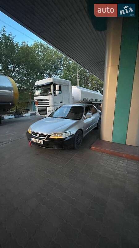 Honda Accord 2000