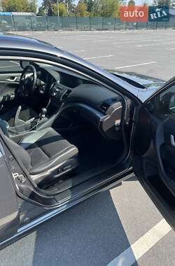 Седан Honda Accord 2012 в 