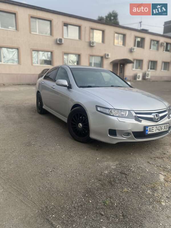 Седан Honda Accord 2006 в 