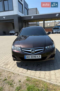 Седан Honda Accord 2007 в Берегово