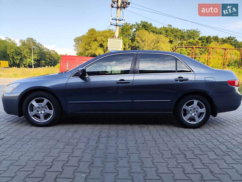 Седан Honda Accord 2005 в Петропавловской Борщаговке