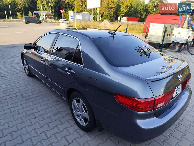 Седан Honda Accord 2005 в Петропавловской Борщаговке