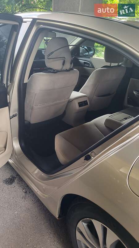 Седан Honda Accord 2013 в Талалаевке