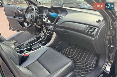 Седан Honda Accord 2017 в 