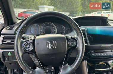 Седан Honda Accord 2017 в 
