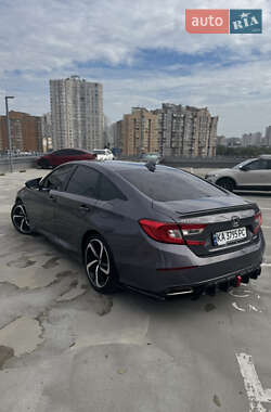 Седан Honda Accord 2018 в 