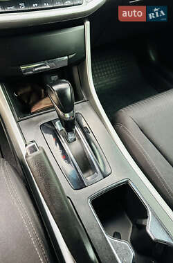 Седан Honda Accord 2014 в 
