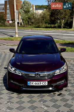 Седан Honda Accord 2016 в Хмельницькому