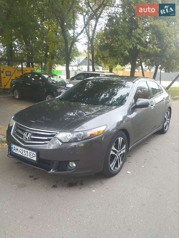 Седан Honda Accord 2009 в Житомирі