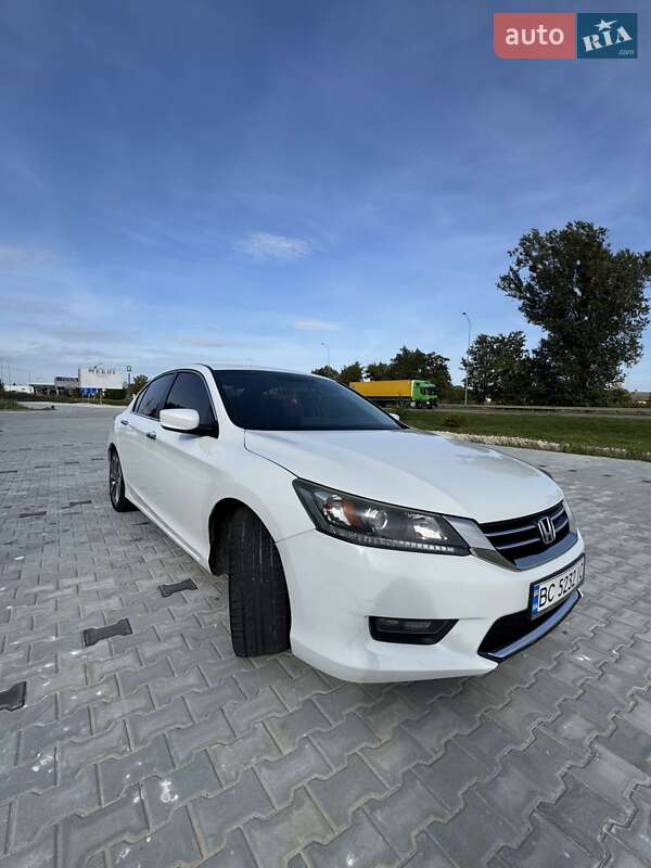 Седан Honda Accord 2015 в Бродах фото 8 Седан Honda Accord 2015 в Бродах