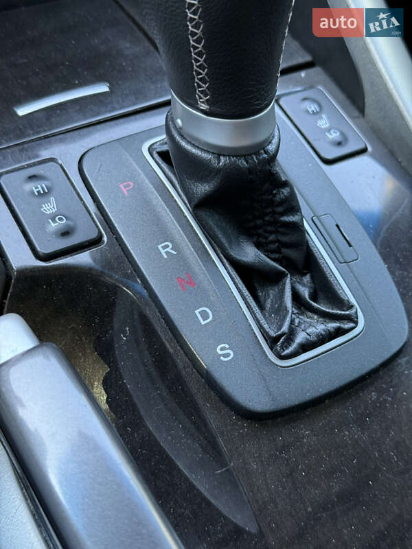 Седан Honda Accord 2011 в Киеве
