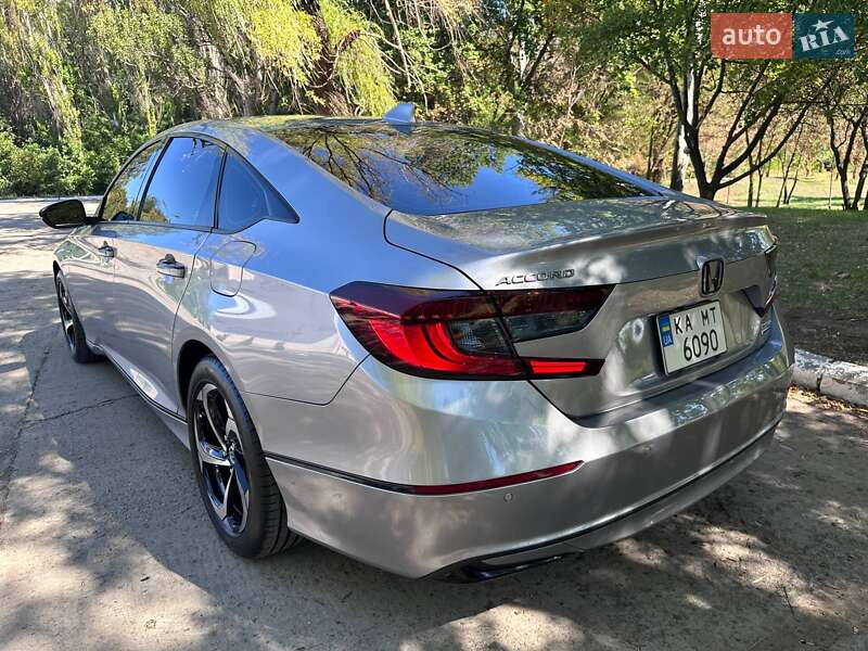 Седан Honda Accord 2020 в Марганце