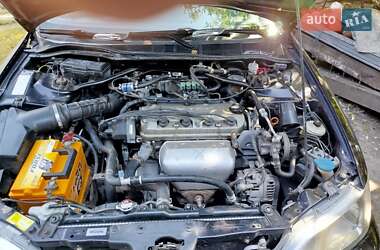 Седан Honda Accord 1999 в 