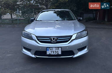 Седан Honda Accord 2014 в Дніпрі