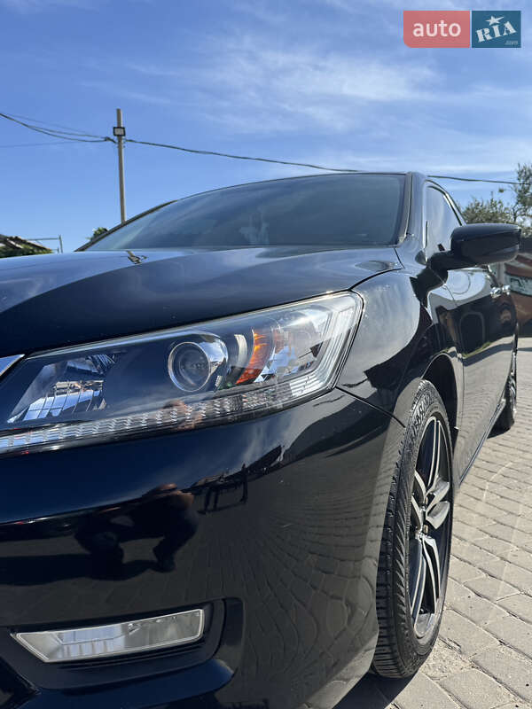 Седан Honda Accord 2015 в Харкові