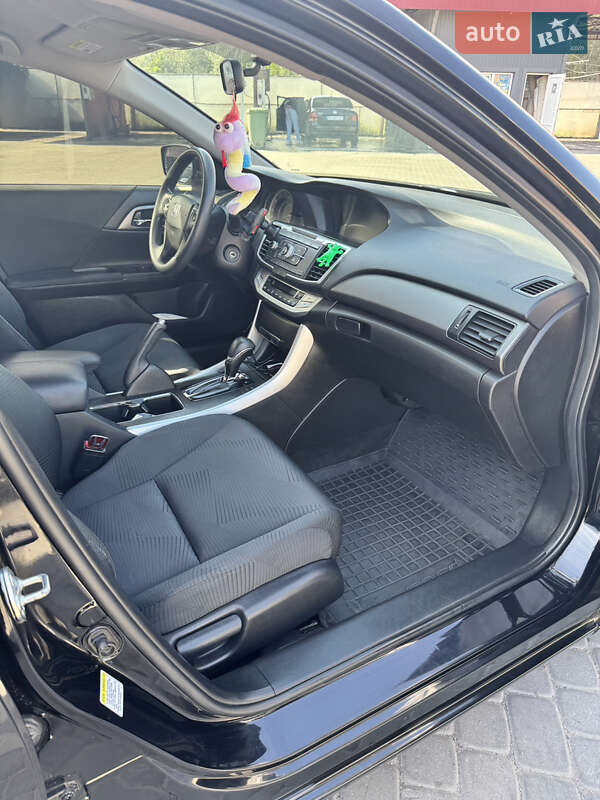 Седан Honda Accord 2015 в Харкові