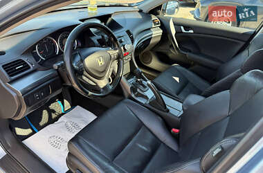 Седан Honda Accord 2011 в 