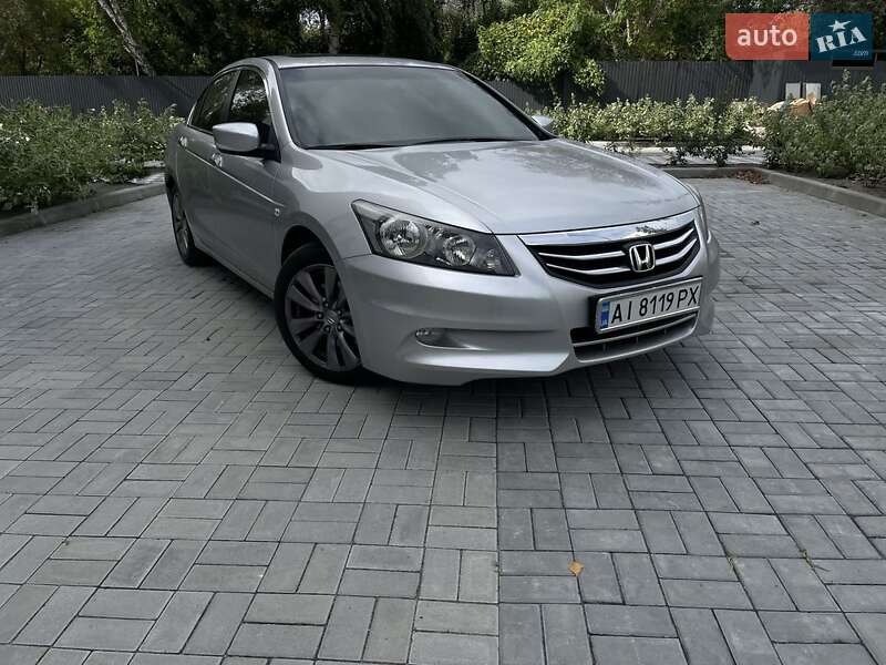 Honda Accord 2011