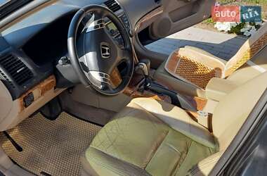 Седан Honda Accord 2003 в 