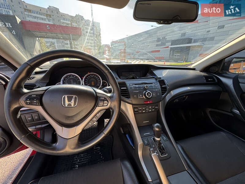 Седан Honda Accord 2008 в Львові