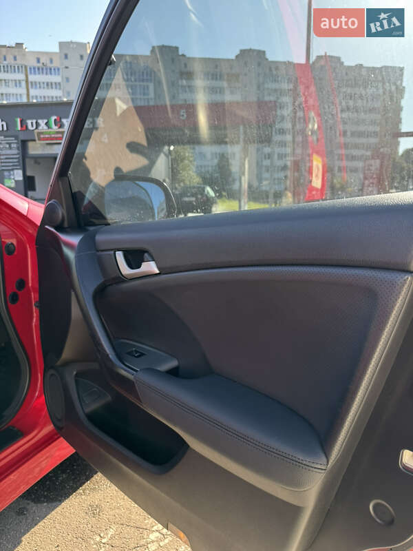 Седан Honda Accord 2008 в Львові