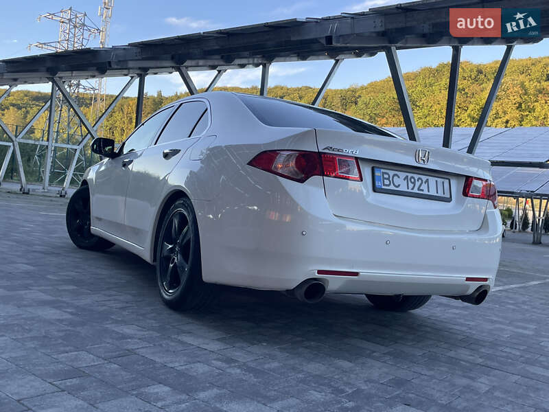 Седан Honda Accord 2008 в Львове