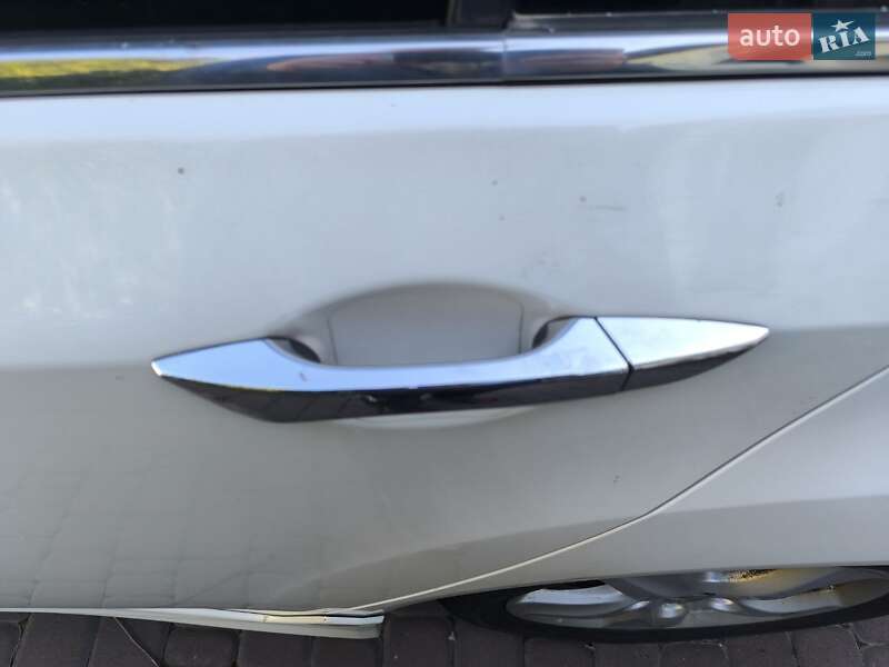 Седан Honda Accord 2010 в Киеве