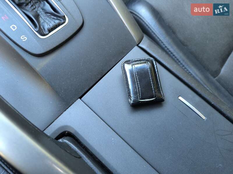 Седан Honda Accord 2010 в Киеве