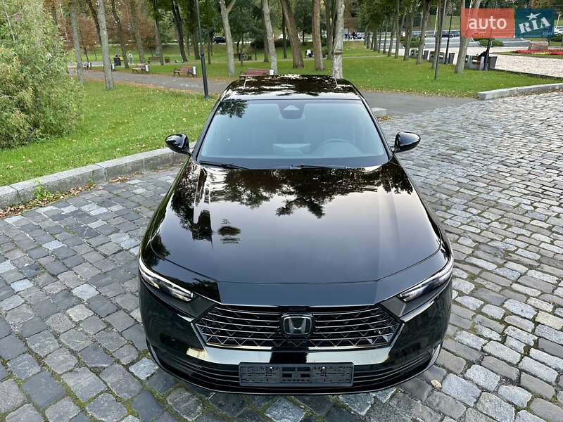 Седан Honda Accord 2023 в Киеве