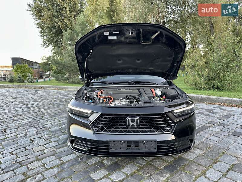 Седан Honda Accord 2023 в Киеве
