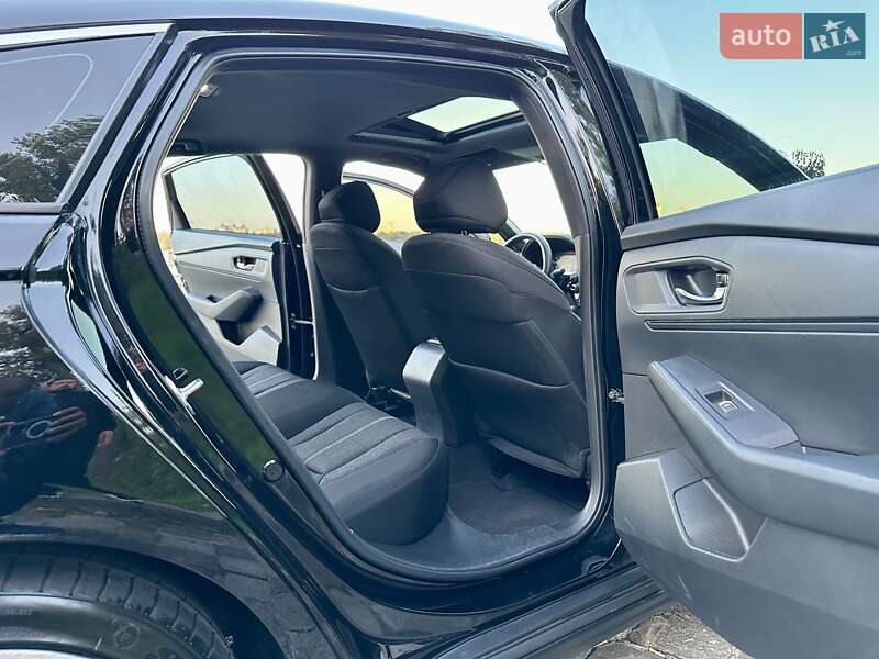 Седан Honda Accord 2023 в Киеве