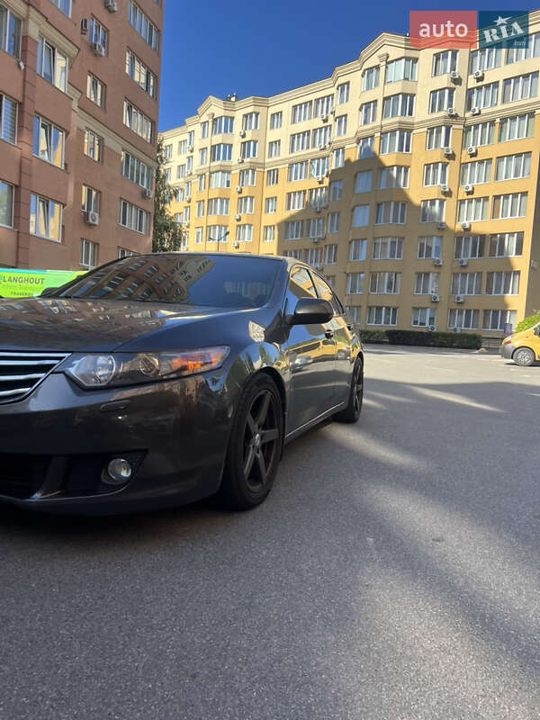 Седан Honda Accord 2008 в Киеве