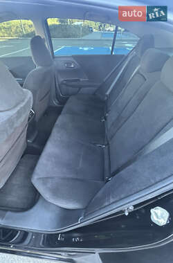 Седан Honda Accord 2013 в 