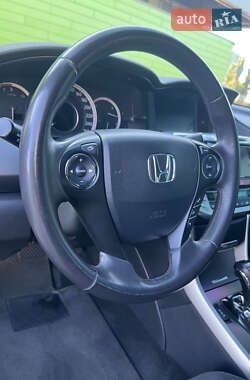 Седан Honda Accord 2013 в 