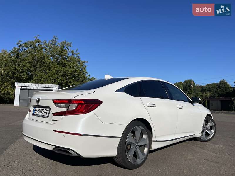 Седан Honda Accord 2018 в Одессе