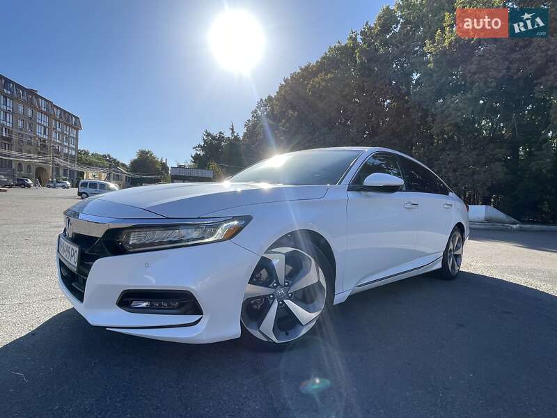 Седан Honda Accord 2018 в Одессе