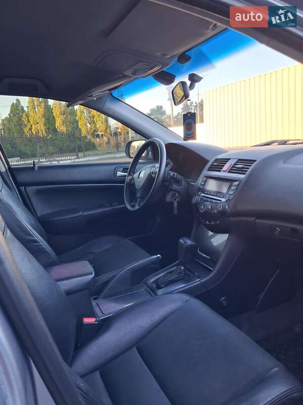 Седан Honda Accord 2004 в Черноморске