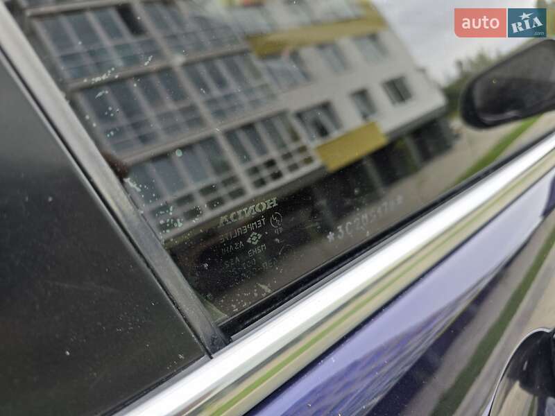 Седан Honda Accord 2003 в Львове