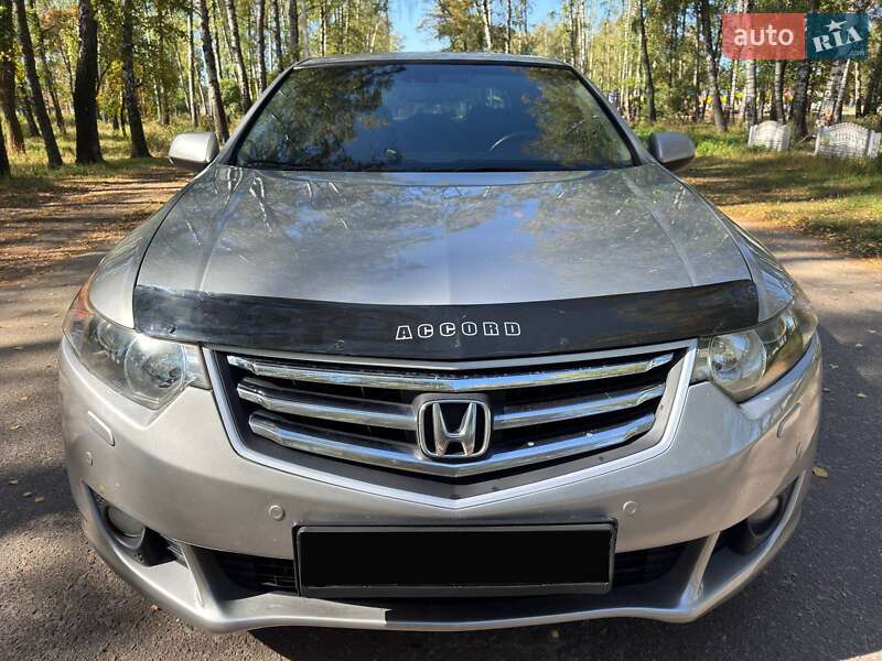 Седан Honda Accord 2011 в Ахтырке